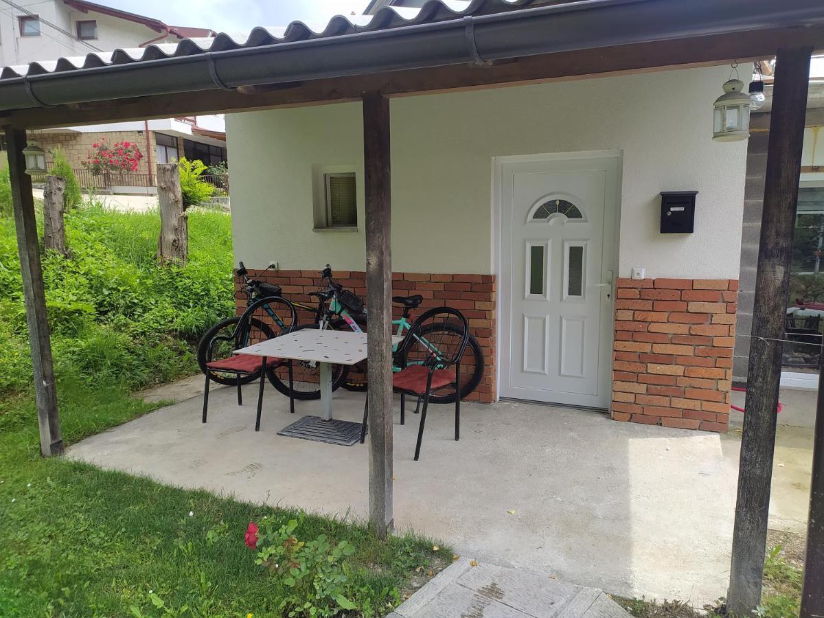 Lenilenii Bungalow Яйце Экстерьер фото